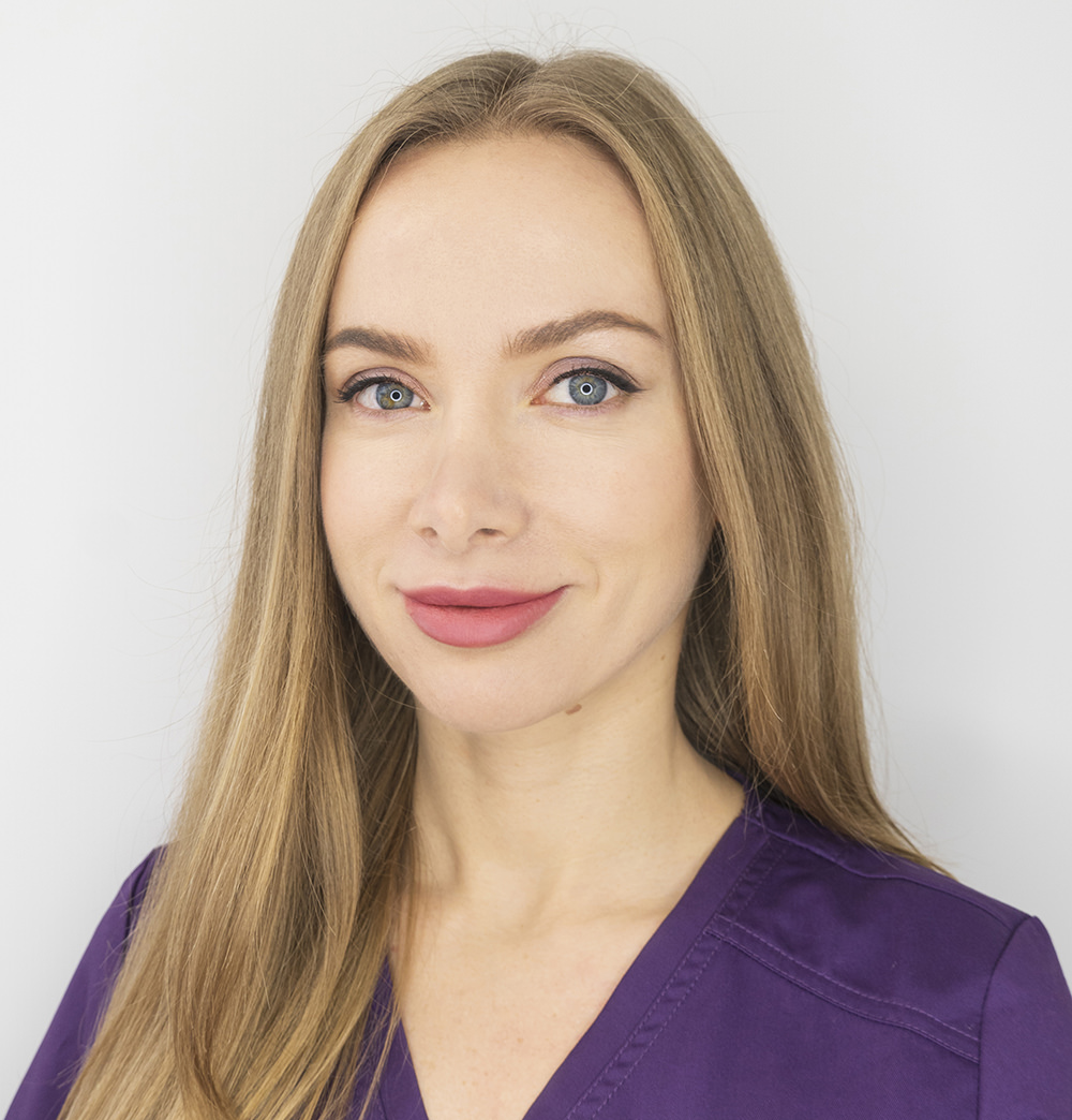 Viktorija Zaremba: Aesthetician / Injector. A passionate and knowledgeable in the field of health and beauty and specializes in laser hair removal as well as in numerous cosmetics procedures, including chemical peels, Oxygeneo, BDR, and Hydrafacial.