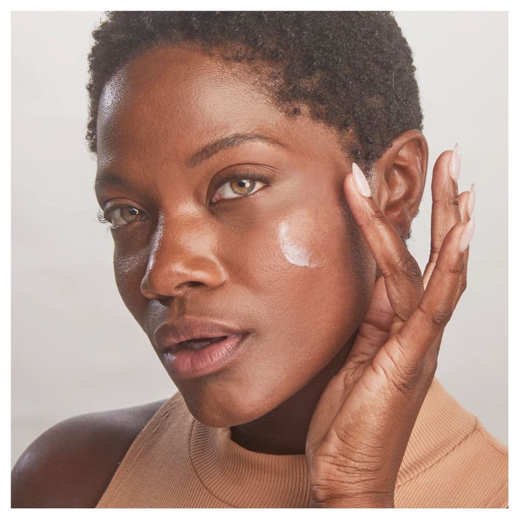 Total Protection™ NO-SHOW™ Mineral Sunscreen SPF 50 - 50ml - Image 5