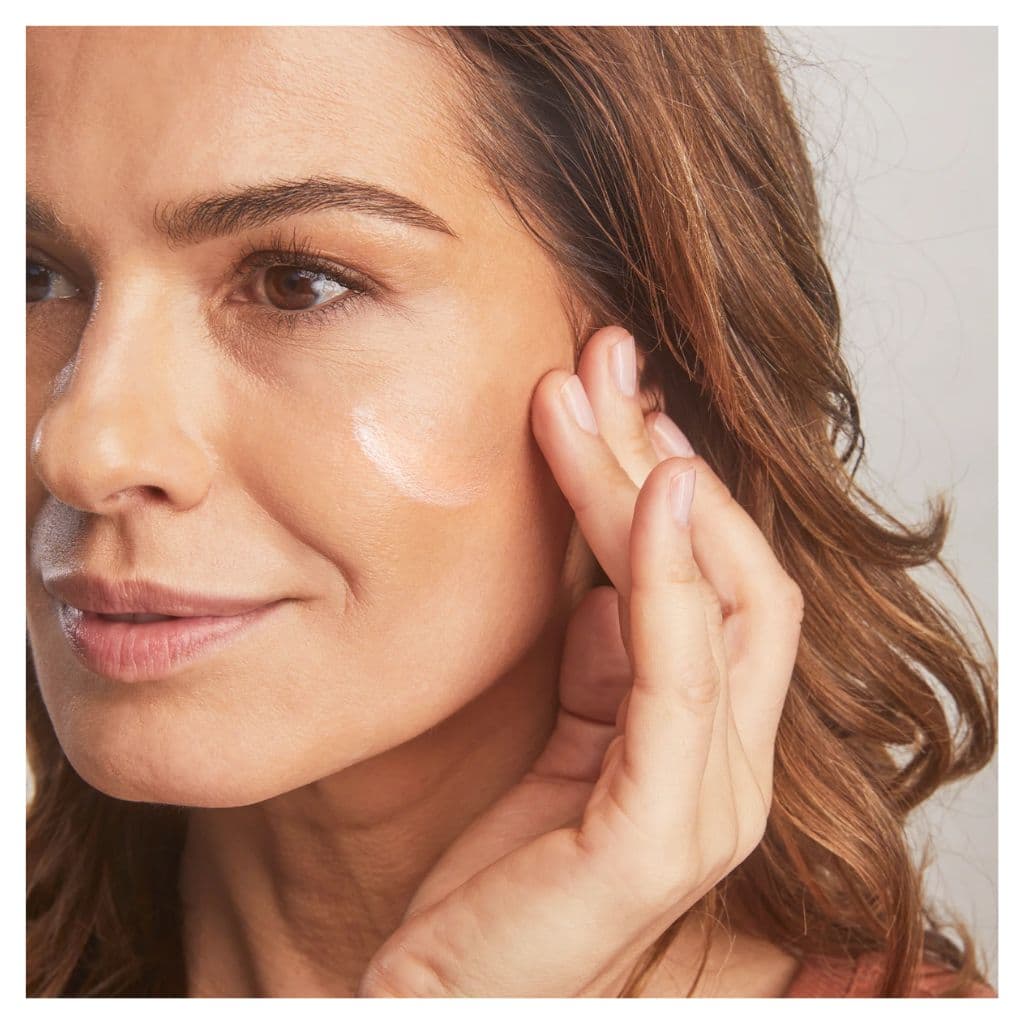 Total Protection™ NO-SHOW™ Mineral Sunscreen SPF 50 - 50ml - Image 6